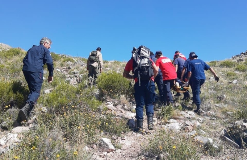 Rescataron a un menor herido en el Cerro Ventana