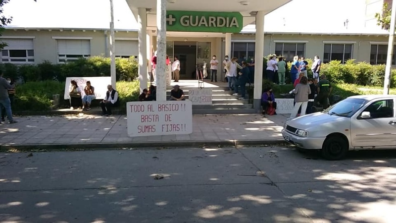 Nueva protesta salarial en el Hospital Municipal