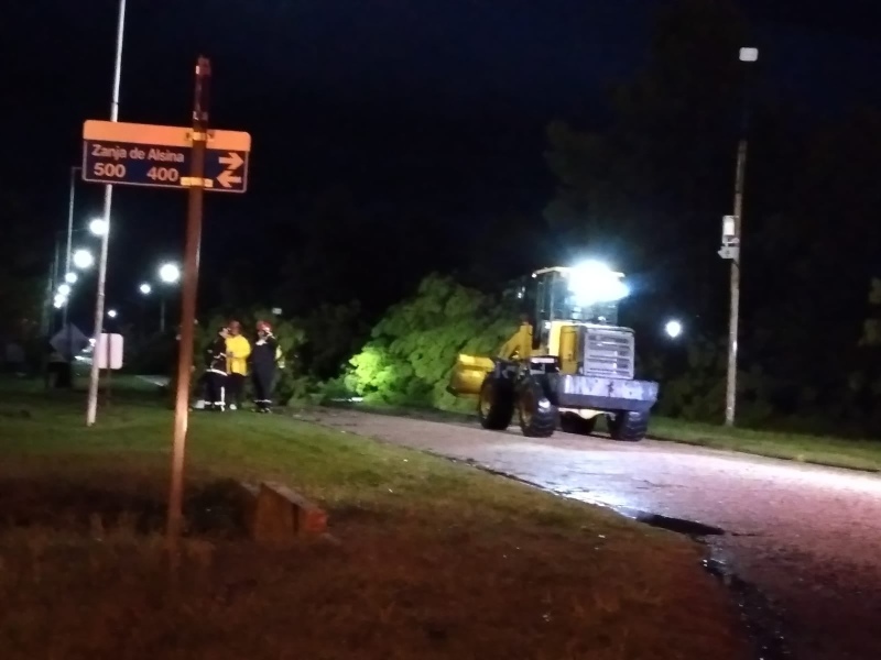 Graves daños provocaron el viento y el granizo en Garré