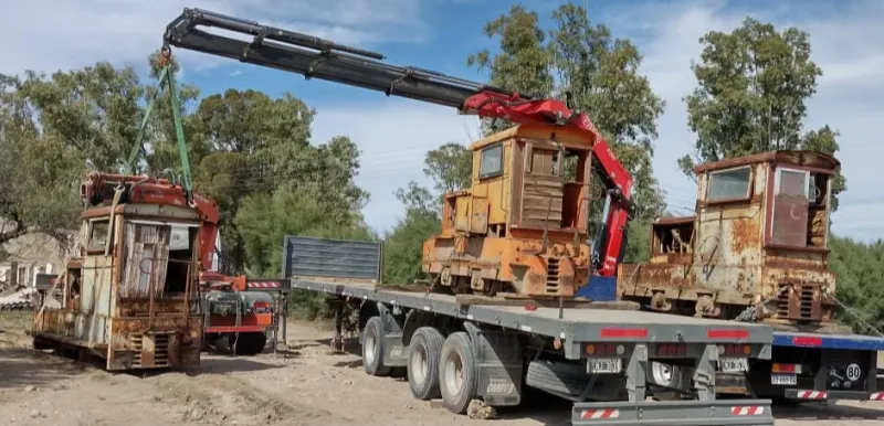 ¡Se renueva el sueño de La Trochita!: llegaron tres locomotoras a la Comarca Serrana