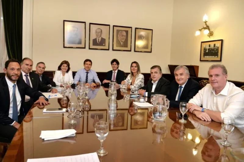 Juntos por el Cambio se reunió en el Senado tras la Asamblea Legislativa