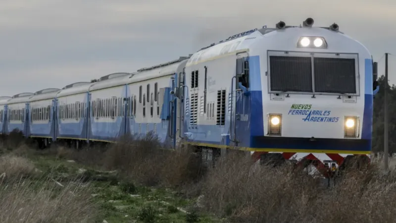 Paro ferroviario por la suspensión del servicio Bahía Blanca-Buenos Aires