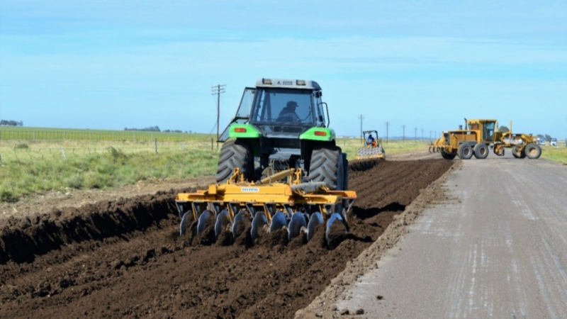 La autopista de la ruta 33 tiene un avance del 50%