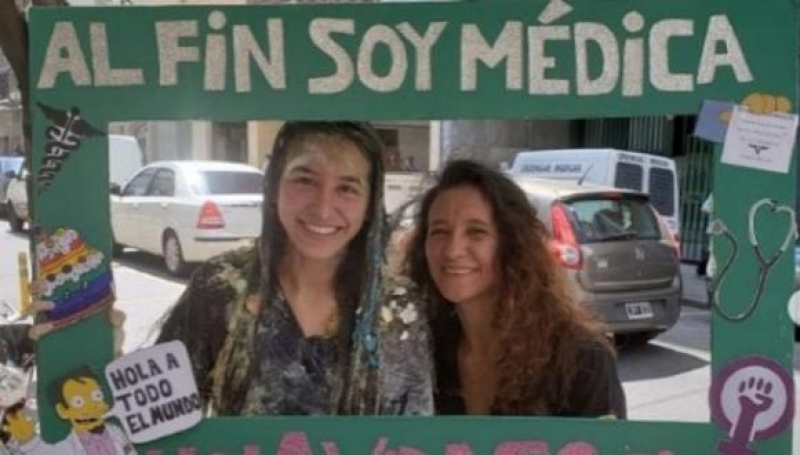 Una médica denunció que le prohibieron atender a un hombre sin obra social: “Lo suturé igual y renuncié”