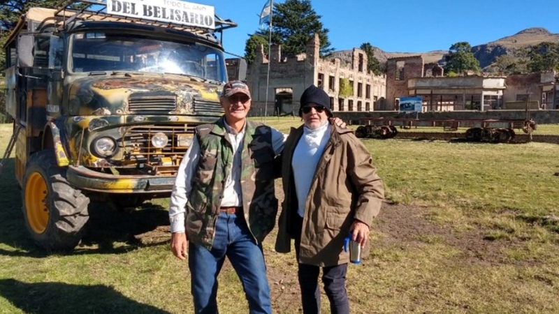 Osvaldo Laport filmó escenas en Sierra de la Ventana para una nueva miniserie