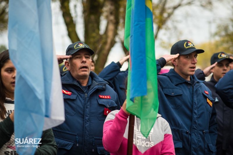 Cumpliendo la tradición, el Día de la Patria se festejó en Villa Belgrano