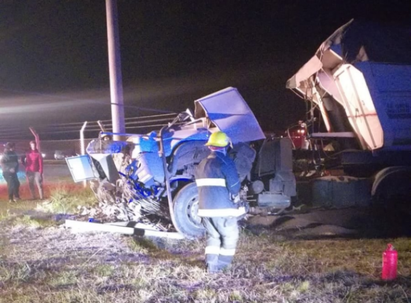 Camionero pigüense falleció al chocar contra una columna en Pergamino