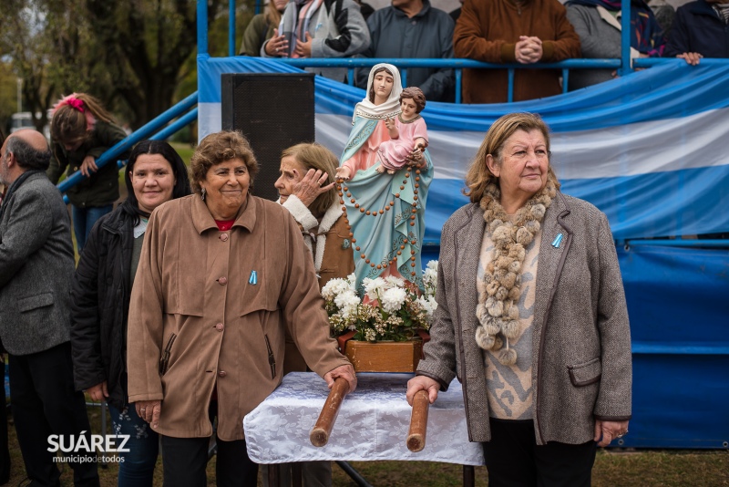 Un desfile que mostró al barrio en su magnitud