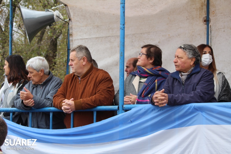 Un desfile que mostró al barrio en su magnitud