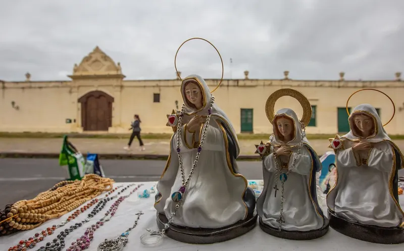 La Justicia investiga ahora la fundacion de la Virgen del Cerro vinculada con el Convento de las Carmelitas de Salta