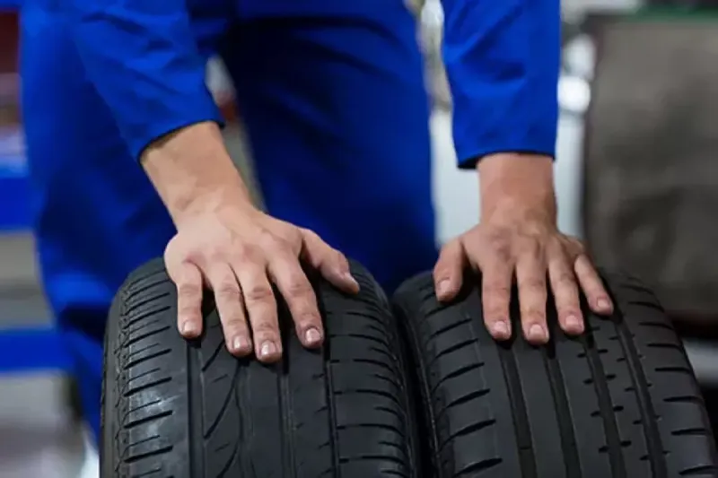 Medio millón de pesos insume comprar cuatro cubiertas para una camioneta