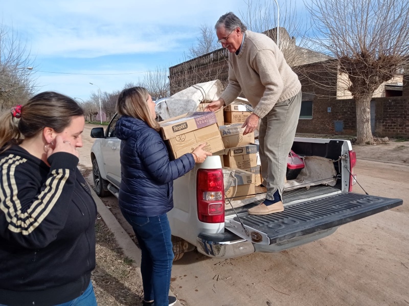 Donación para la nueva biblioteca de La Colina