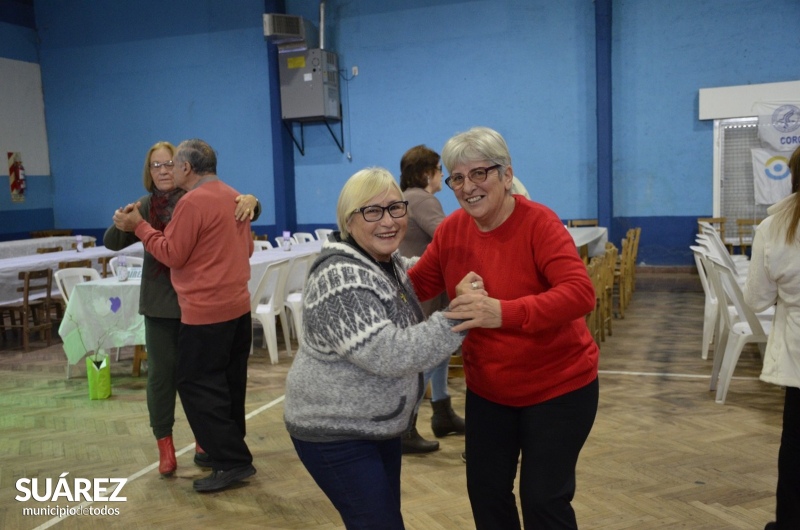 Gran concurrencia de adultos mayores del distrito y la región en la pre fiesta de los 1.000 Abuelos