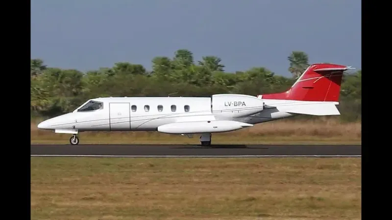 “El nene volvió a nacer”: la historia del bebé de 5 meses que se bajó del avión antes de que se estrellara