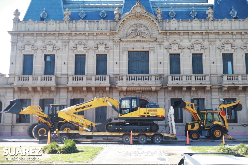 El municipio incorporó maquinaria pesada por leasing