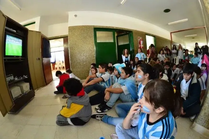 Mundial: los partidos de la Selección se verán en las escuelas públicas