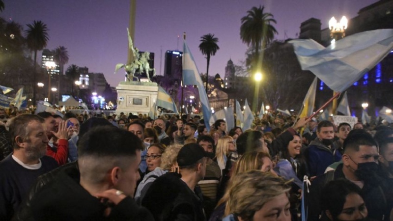 Miles de argentinos salieron a las calles a protestar contra el Gobierno de Alberto Fernández