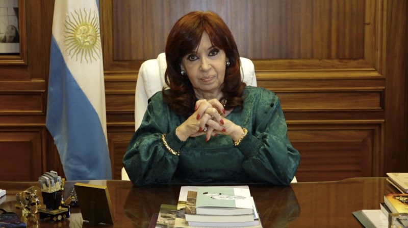 Causa Vialidad: con el juicio cuesta arriba, Cristina Kirchner enfrenta la séptima audiencia