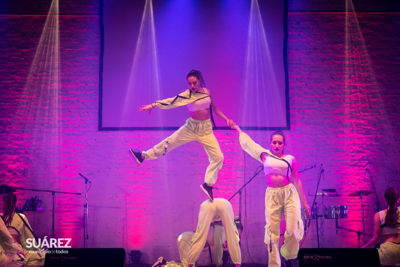 Artistas suarenses le dieron un buen marco a la Noche de Gala