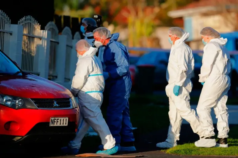 Los cuerpos de los nenes fueron encontrados en dos valijas que estaban en un tráiler que una familia compró en una subasta.