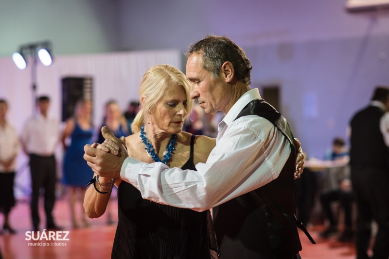 Una noche a pura milonga se vivió en el polideportivo municipal