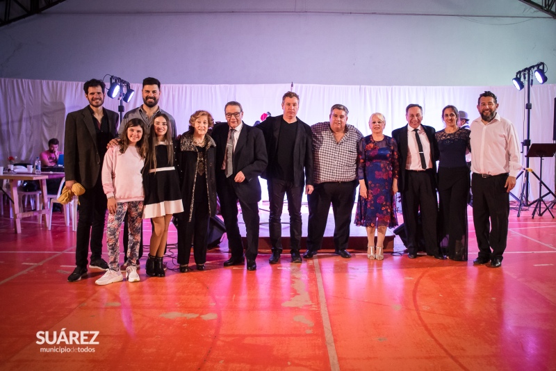 Una noche a pura milonga se vivió en el polideportivo municipal