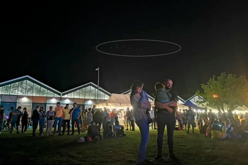  El caso Andrés Sutkowski y el reflejo de los focos del gazebo repetidos en el cielo de la ciudad de Rosario