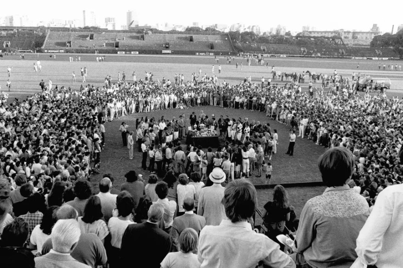 La entrega de premios de la final de Palermo 1983