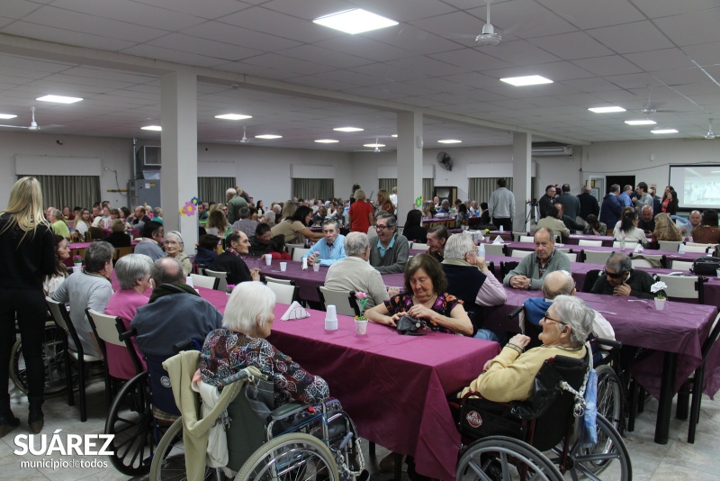 Inauguraron la obra del techo en el quincho del Hogar de Ancianos ”Domingo Goñi”