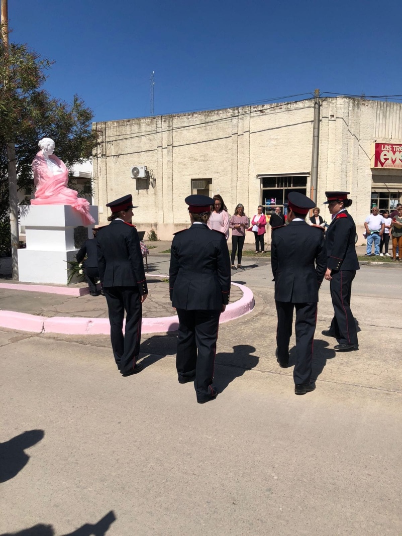 Los Bomberos de Huanguelén homenajearon a las madres