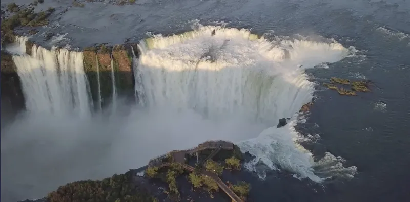 Encontraron el cuerpo sin vida del hombre que cayó en las cataratas del Iguazú