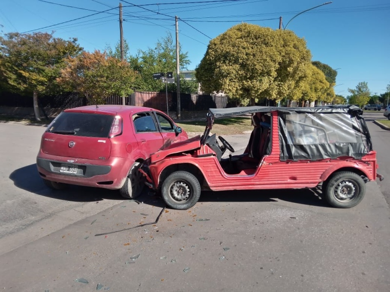 Fuerte choque en Conturbi y Lamadrid