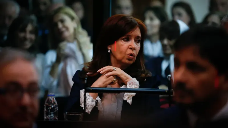 Cristina Kirchner está acusada por un presunto desvío de fondos de la obra pública de Santa Cruz.