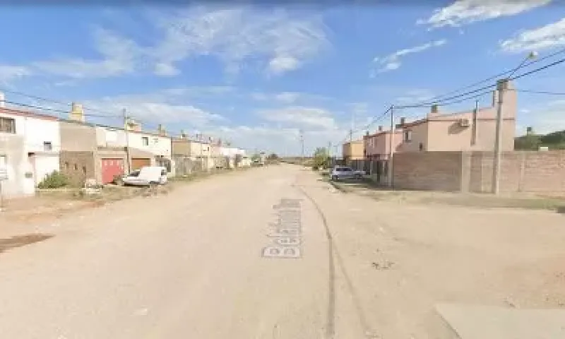 Tormenta violenta en Bahía Blanca: rayo hizo estallar un tanque y el agua inundó su casa