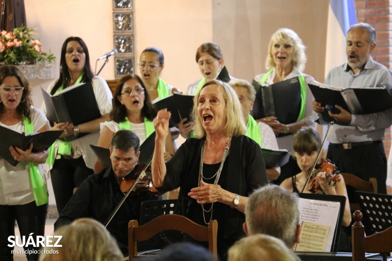 Otra edición del tradicional Concierto Navideño del Coro Héctor David Long