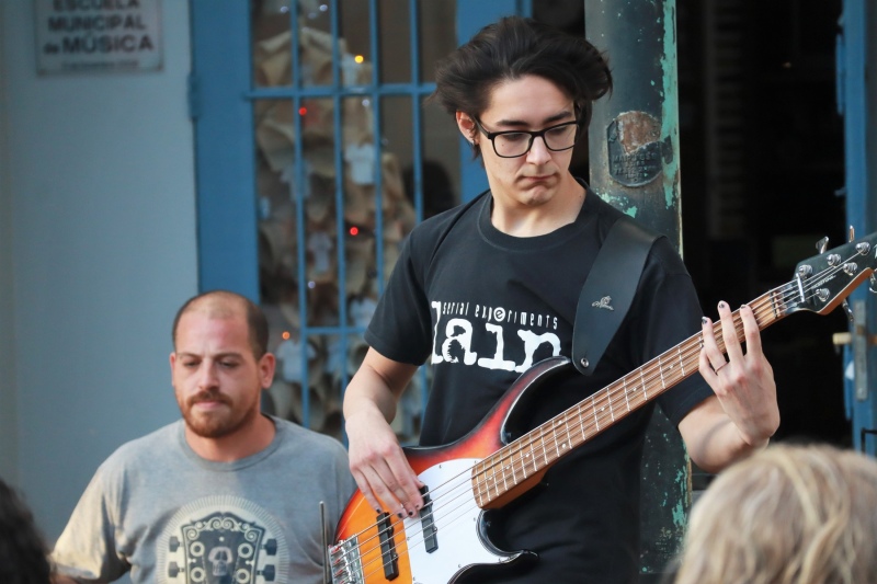 EMMCoS: cierre del año de las cátedras: Batería, Canto, Bajo y Guitarra Eléctrica