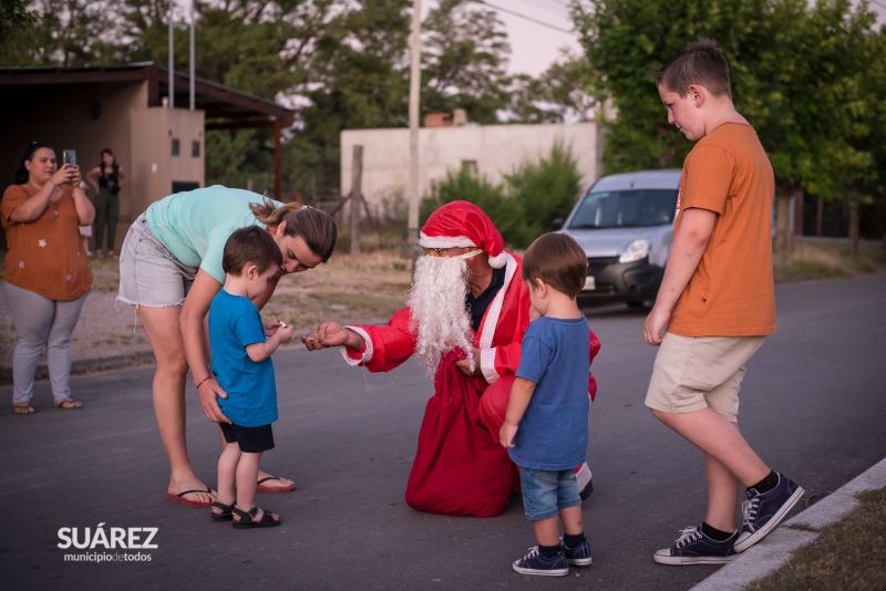 El espíritu de la navidad brilló en los Pueblos Alemanes y en Suárez