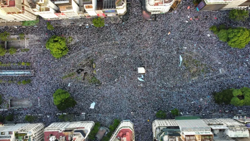 El fútbol anuló la grieta, el milagro de la manifestación más grande de nuestra historia