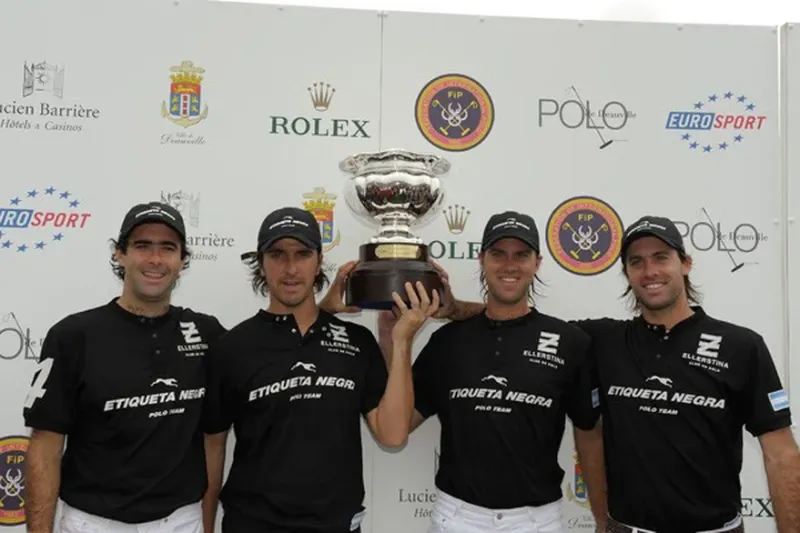 Pablo Mac Donough y Facundo Pieres, en los tiempos de Ellerstina, con Juanma Nero y Gonzalito PieresPolo Deauville