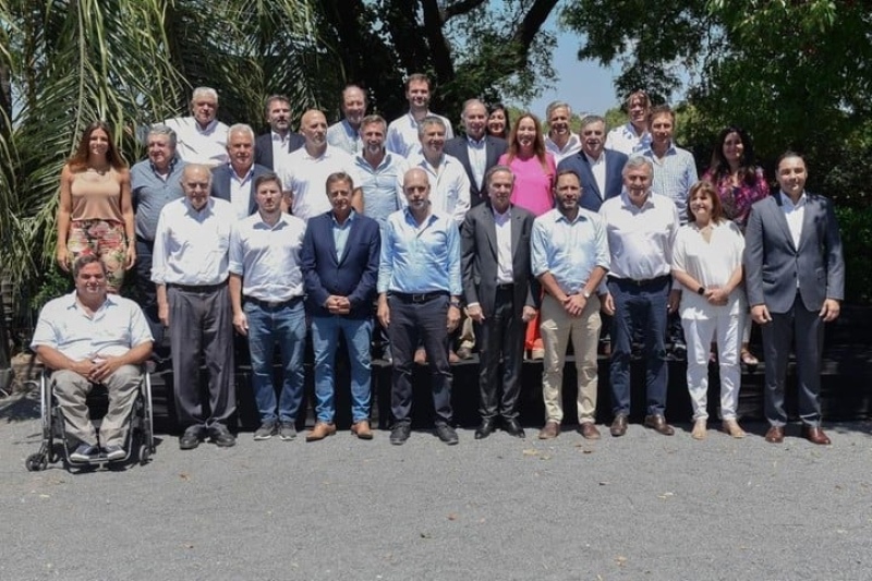  La foto de la cumbre de Juntos Por el Cambio, en Palermo. De allí salió un duro documento contra Massa.