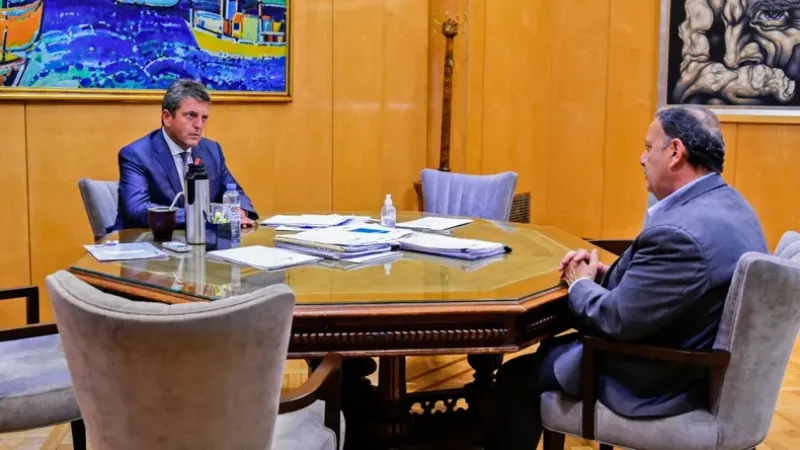 Quintela visitó a Sergio Massa el miércoles en el ministerio de Economía.