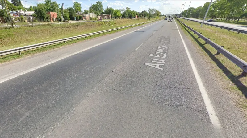 Le dispararon ocho tiros para robarle la moto en la autopista Ezeiza-Cañuelas: “No les importaba nada”