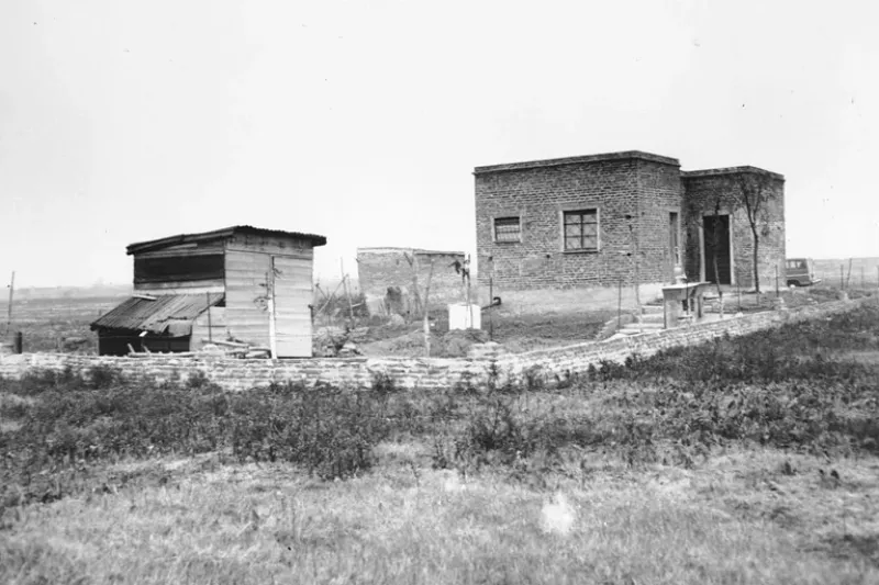 La humilde casa del criminal nazi Adolf Eichmann en San Fernando, provincia de Buenos Aires. Allí vivía cuando fue capturado por los agentes del Mossad 