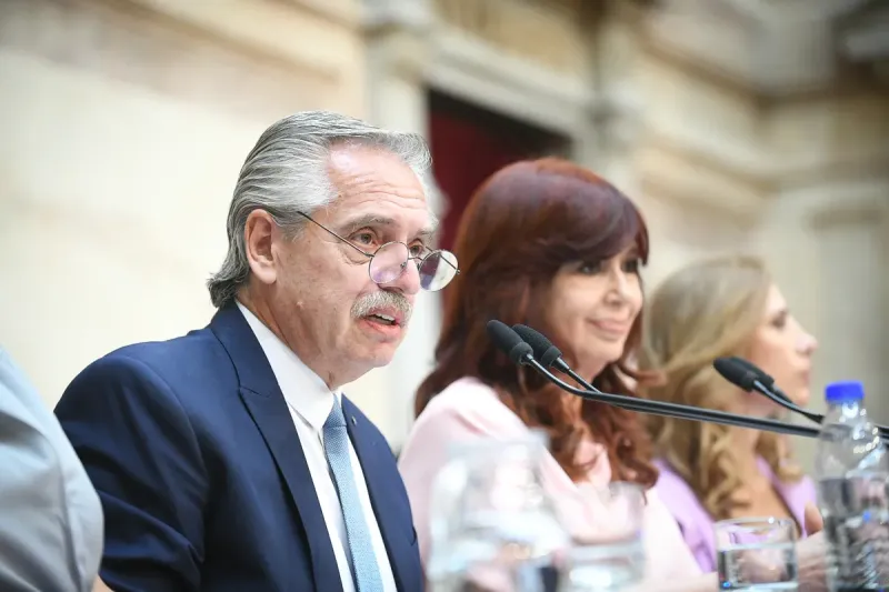 Alberto Fernández cerró su discurso con fulminantes críticas a la Corte Suprema