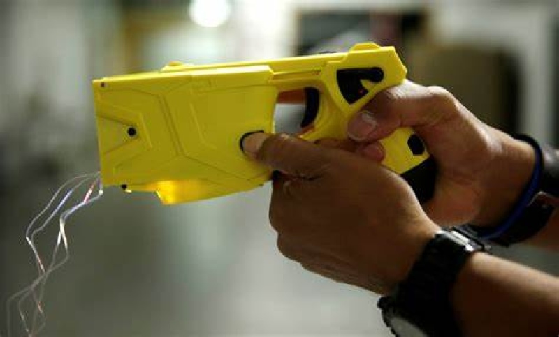 El Gobierno nacional le autorizó a CABA la importación de 60 pistolas Taser