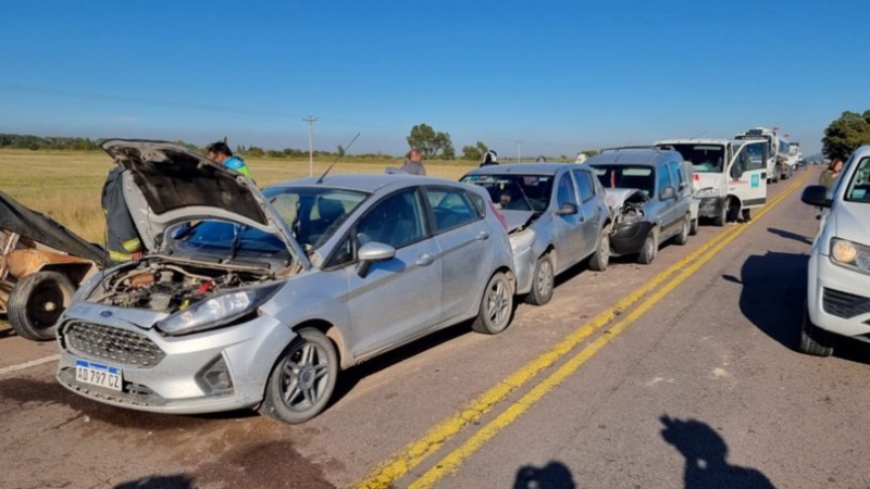 Ruta 3: dos choques consecutivos involucraron a diez vehículos