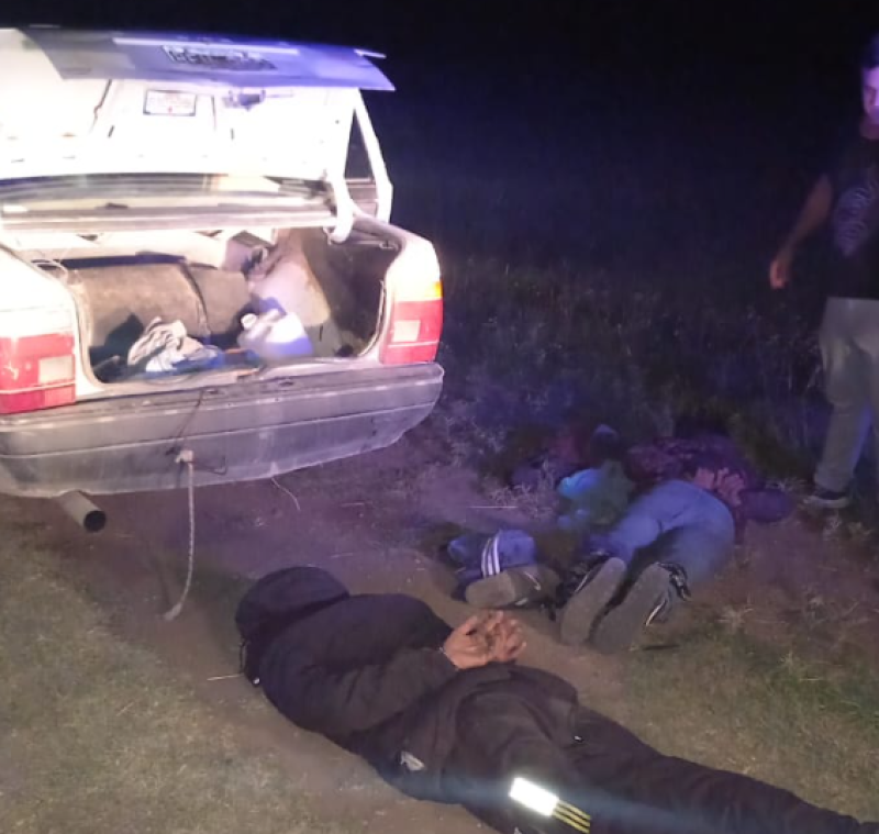 Le robaron la moto a un enfermero en el Mirador de la Ventana, pero fueron detenidos