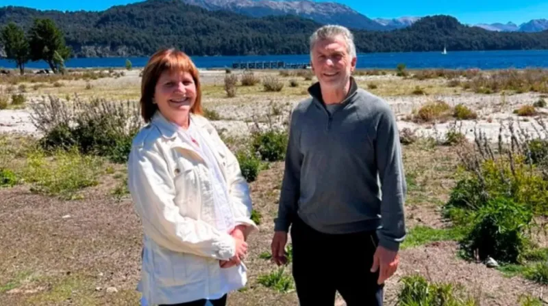 La titular del PRO, Patricia Bullrich, vuelve reunirse con el expresidente, Mauricio Macri.