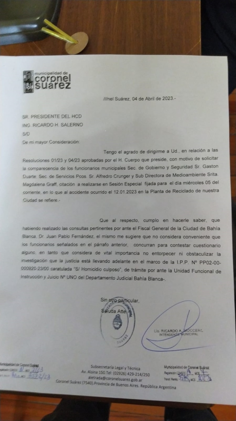 En la primera nota Moccero dice que el Fiscal Ferna´ndez le aconsejó que los funcionarios no se presenten