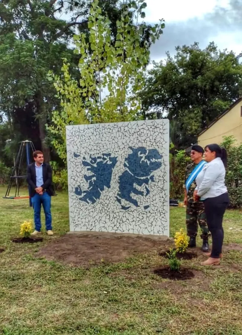 El mural de Malvinas en Carlos Beguerie